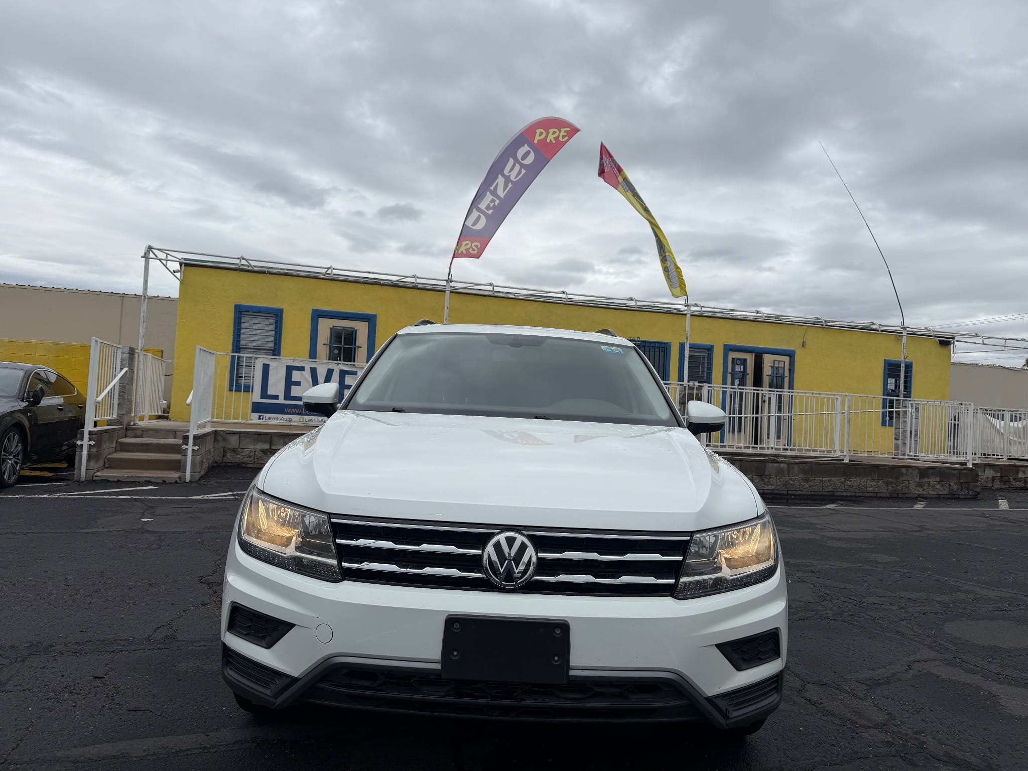 2018 Volkswagen Tiguan SE, SEL in Tucson, AZ — photo 7