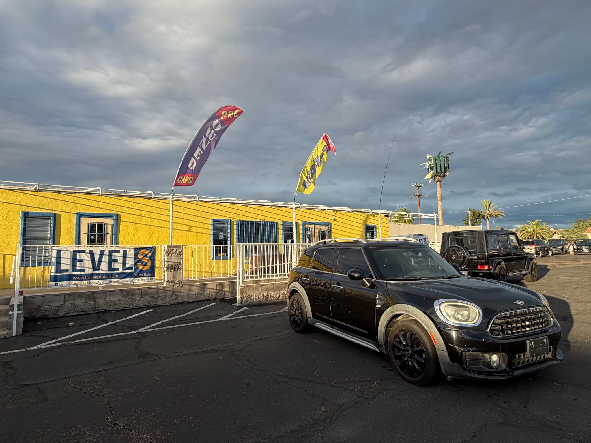 2018 Mini Countryman Cooper in Tucson, AZ — photo 1