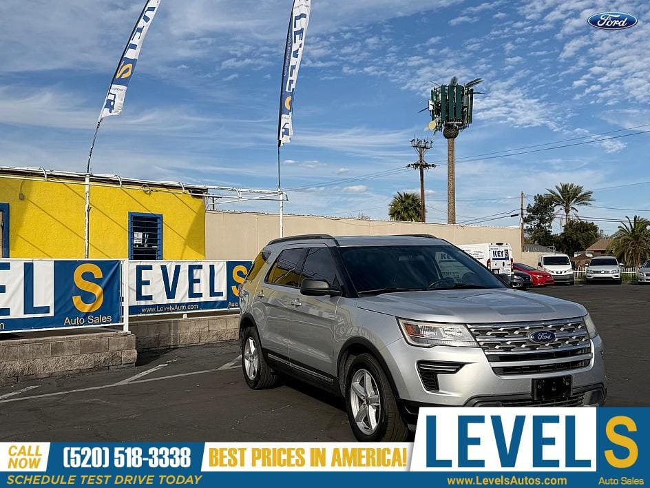 2018 Ford Explorer XLT in Tucson, AZ — photo 10