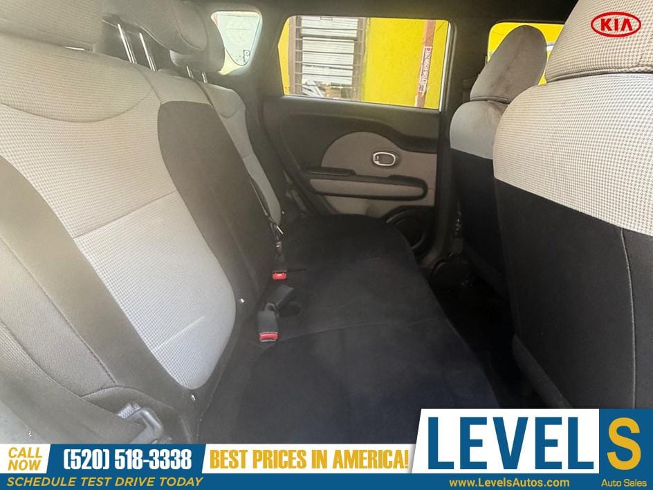 2015 KIA Soul Base in Tucson, AZ — photo 12