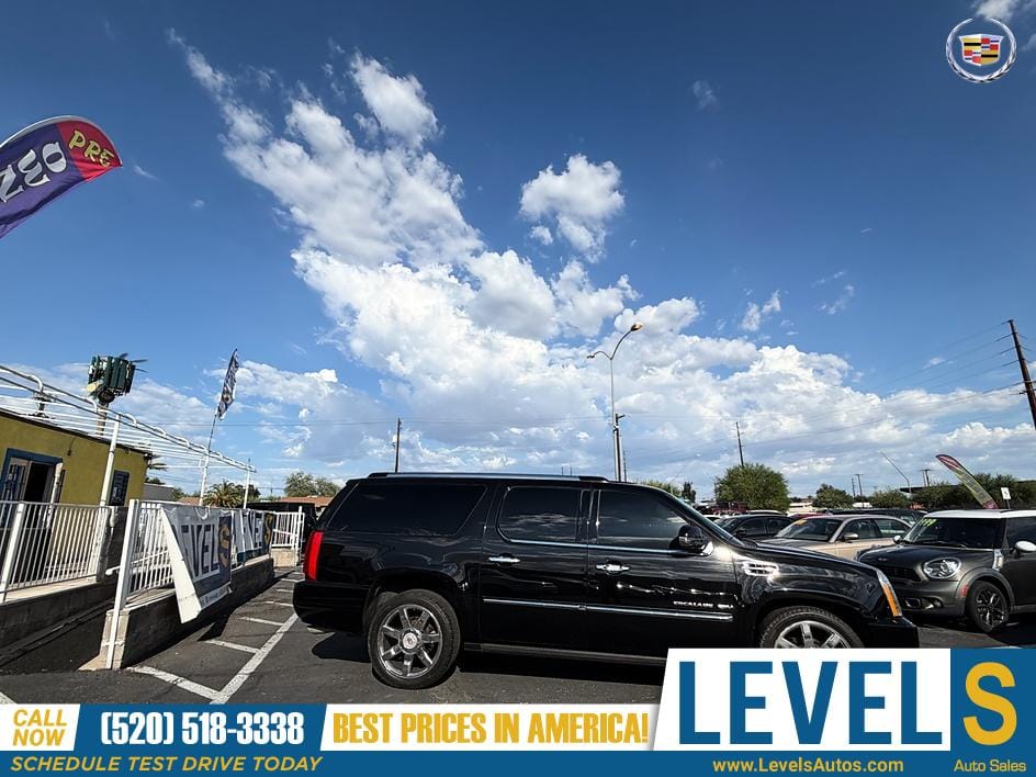 2014 Cadillac Escalade ESV Luxury in Tucson, AZ — photo 3