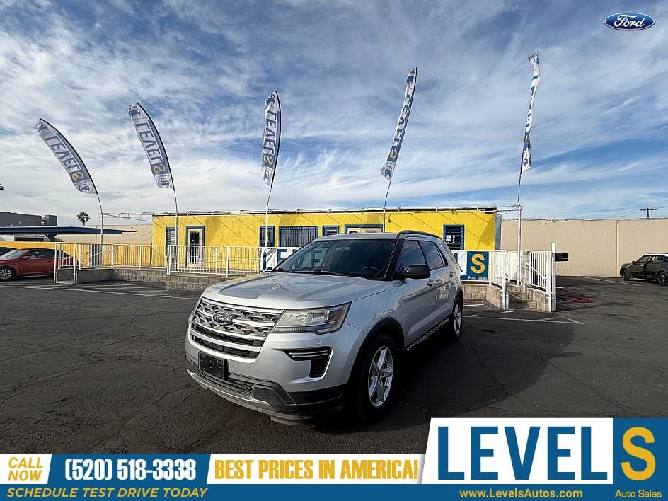 2018 Ford Explorer XLT in Tucson, AZ — photo 8