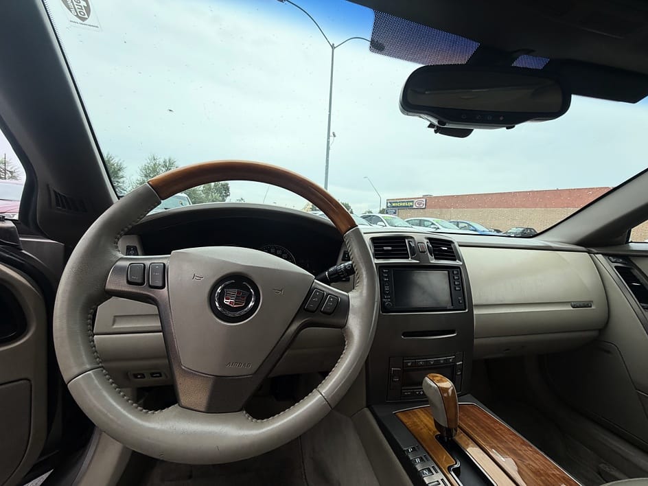 2005 Cadillac XLR in Tucson, AZ — photo 9
