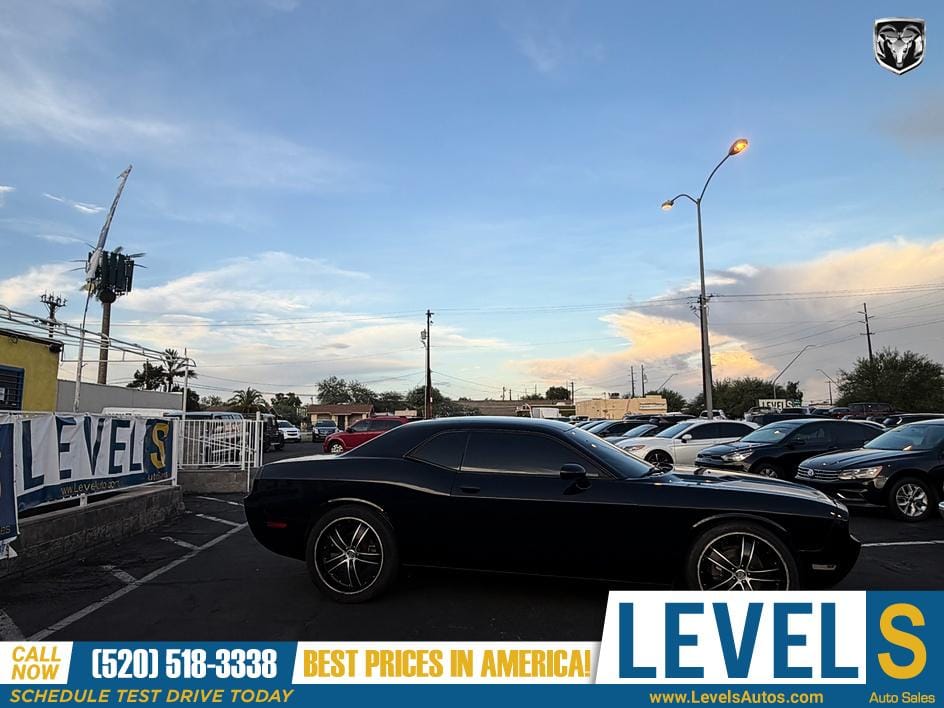 2012 Dodge Challenger SXT in Tucson, AZ — photo 2