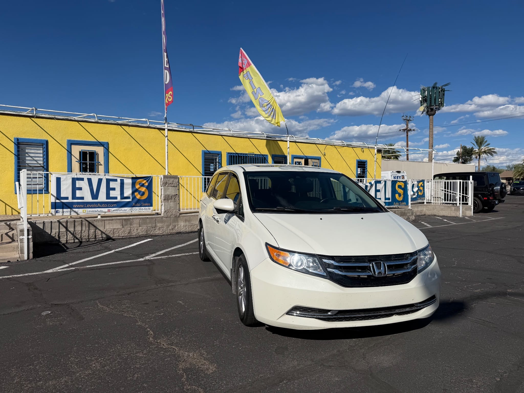 2014 Honda Odyssey EXL/EXL-NAVI/EXL-RES in Tucson, AZ — photo 9