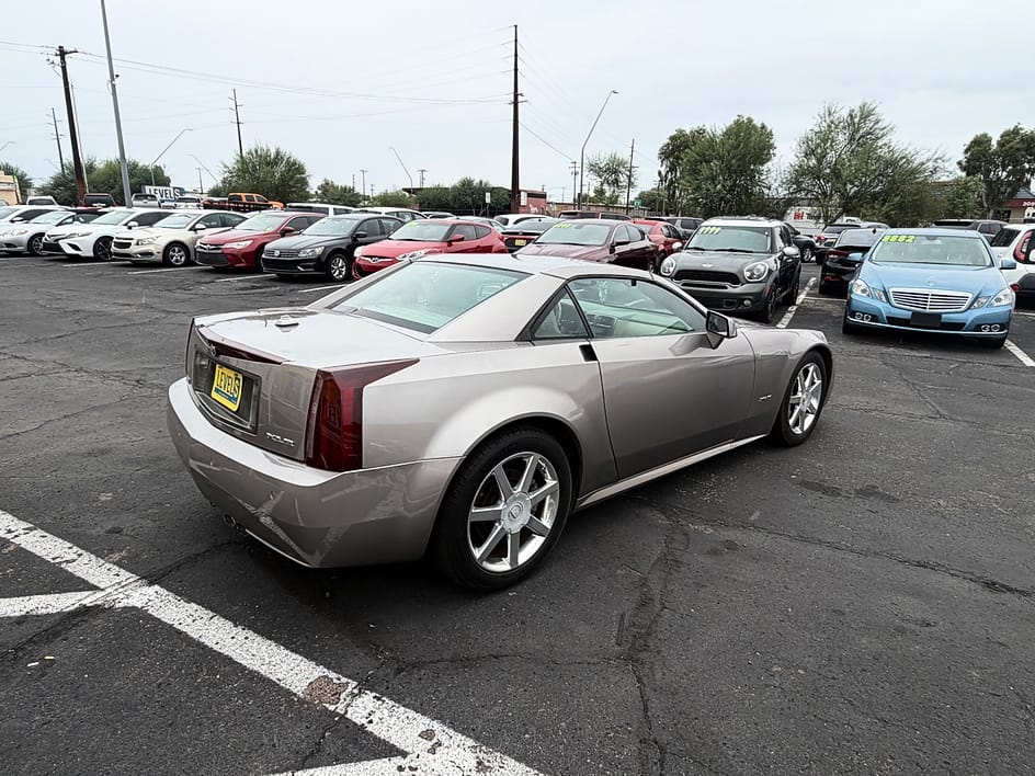 2005 Cadillac XLR in Tucson, AZ — photo 2