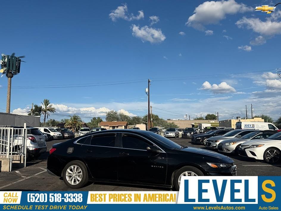 2019 Chevrolet Malibu LT in Tucson, AZ — photo 2