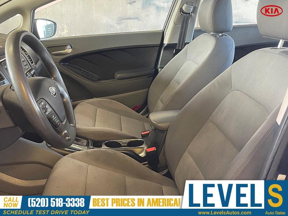2017 KIA Forte LX in Tucson, AZ — photo 8
