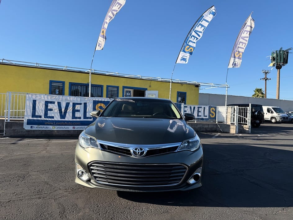 2013 Toyota Avalon Limited in Tucson, AZ — photo 7