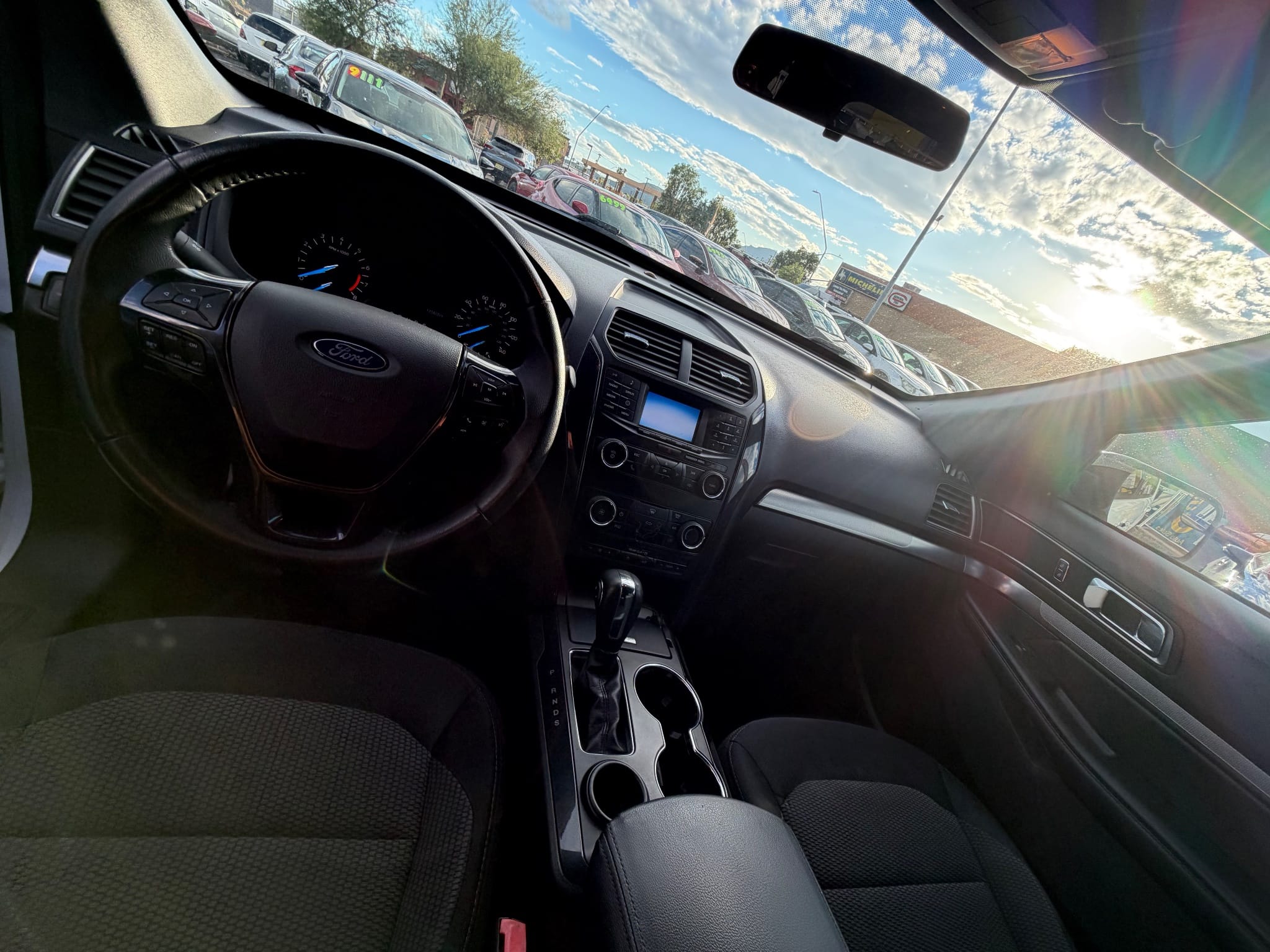 2019 Ford Explorer XLT in Tucson, AZ — photo 10
