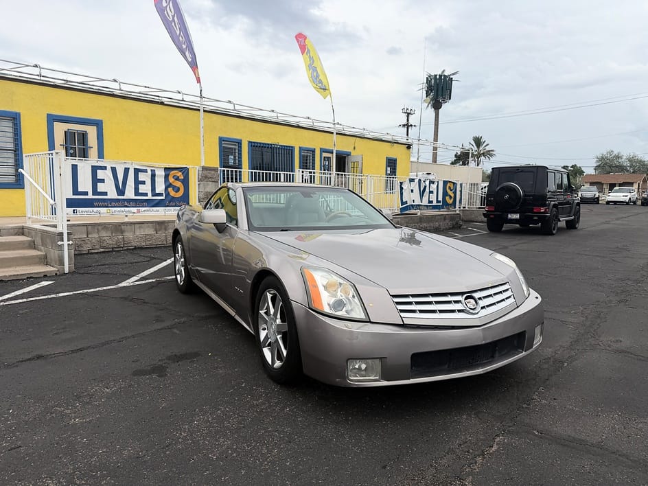 2005 Cadillac XLR in Tucson, AZ — photo 8