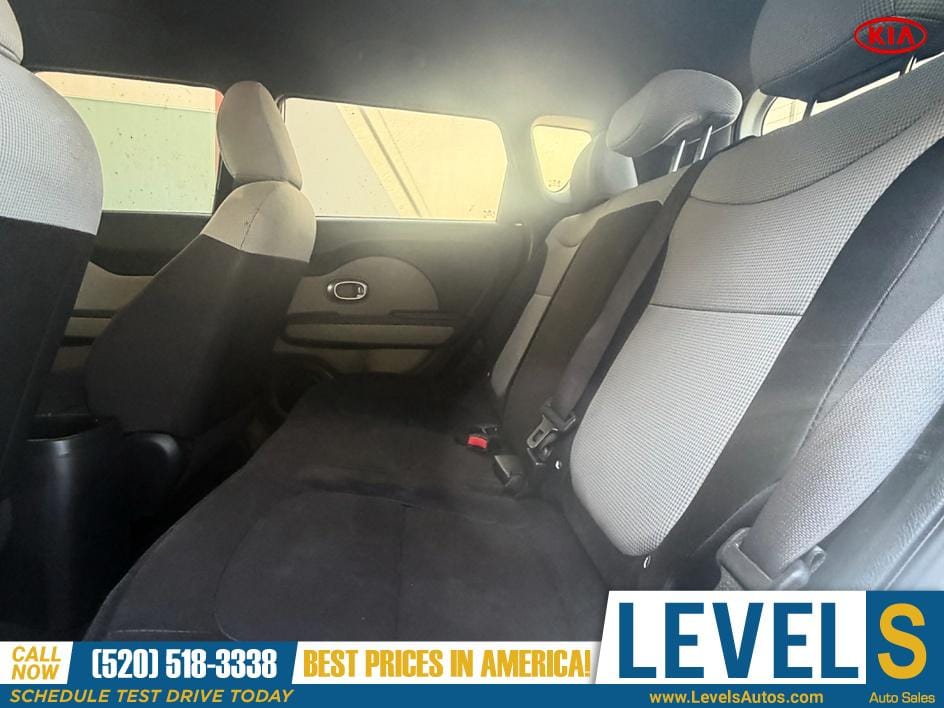 2015 KIA Soul Base in Tucson, AZ — photo 11