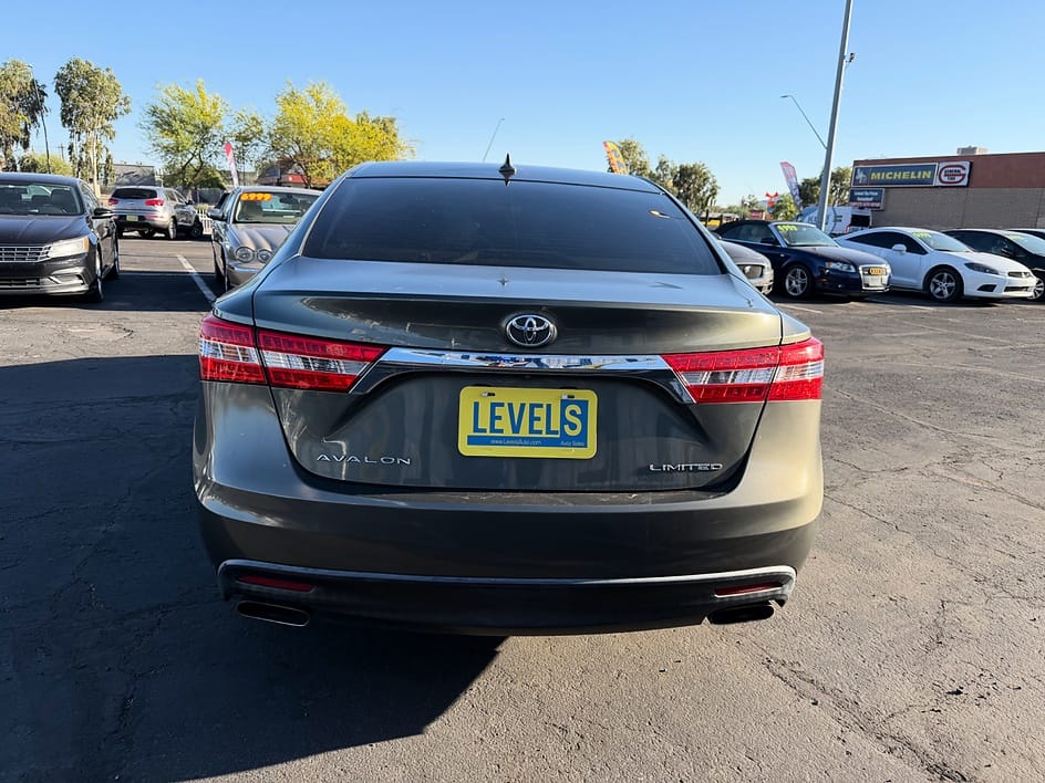 2013 Toyota Avalon Limited in Tucson, AZ — photo 3