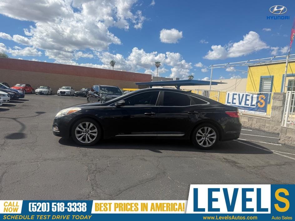 2012 Hyundai Azera in Tucson, AZ — photo 4