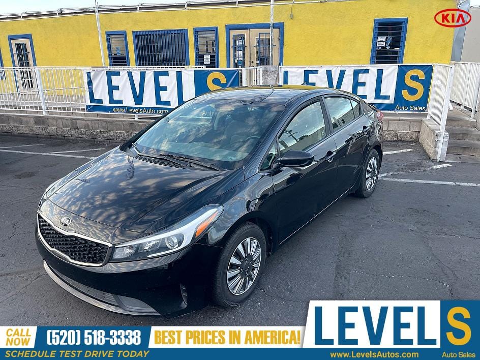 2017 KIA Forte LX in Tucson, AZ — photo 4