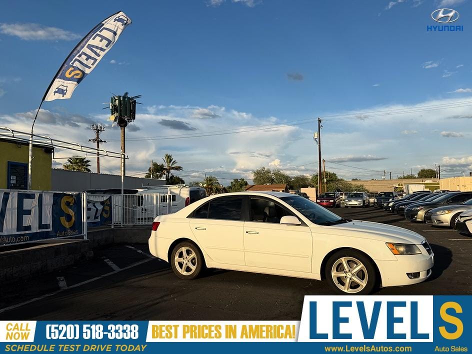 2007 Hyundai Sonata Limited in Tucson, AZ — photo 2