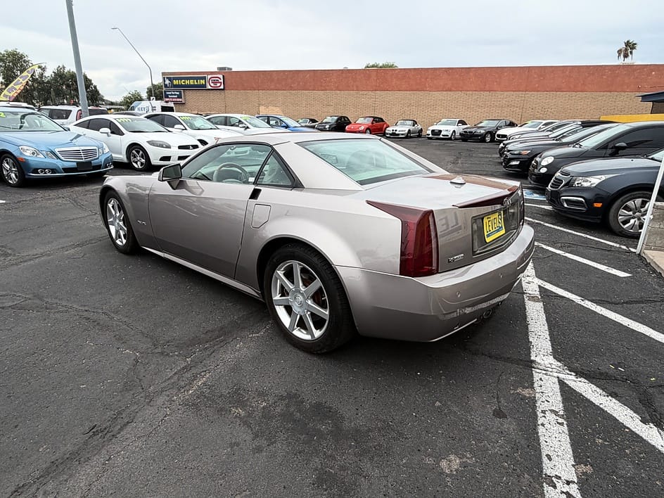 2005 Cadillac XLR in Tucson, AZ — photo 4