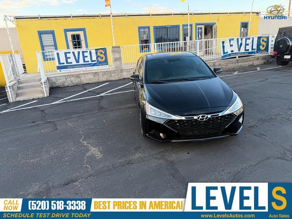 2019 Hyundai Elantra Sport in Tucson, AZ — photo 11