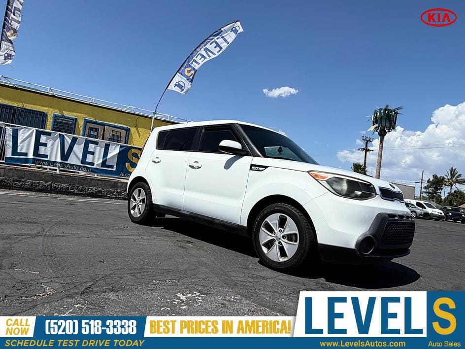 2015 KIA Soul Base in Tucson, AZ — photo 9