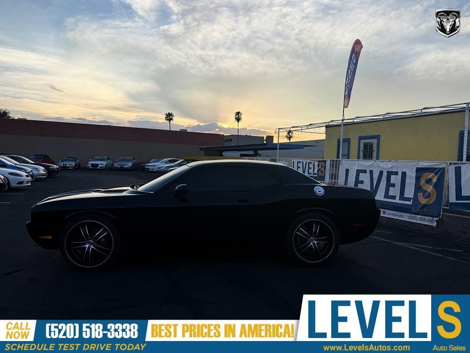 2012 Dodge Challenger SXT in Tucson, AZ — photo 7