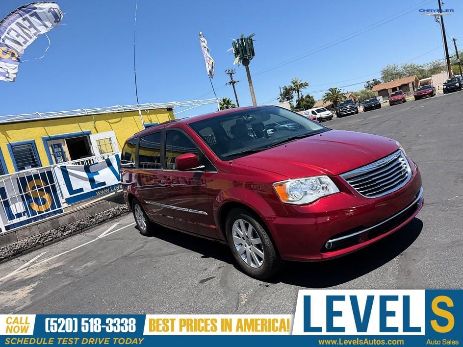 2013 Chrysler Town & Country Touring in Tucson, AZ — photo 10