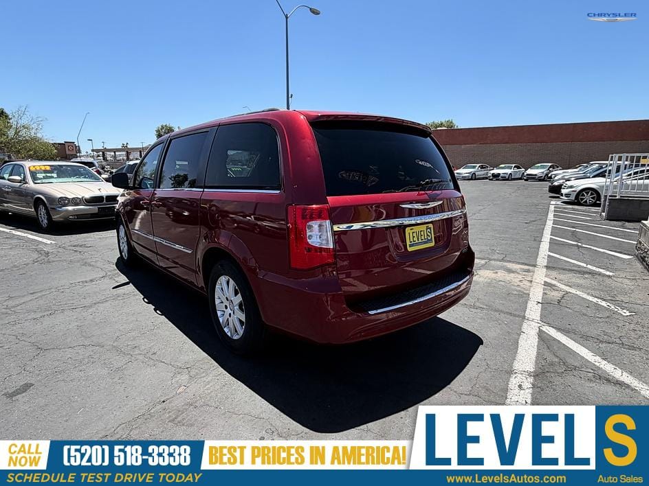 2013 Chrysler Town & Country Touring in Tucson, AZ — photo 4