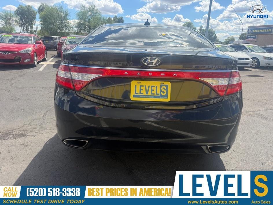 2012 Hyundai Azera in Tucson, AZ — photo 3
