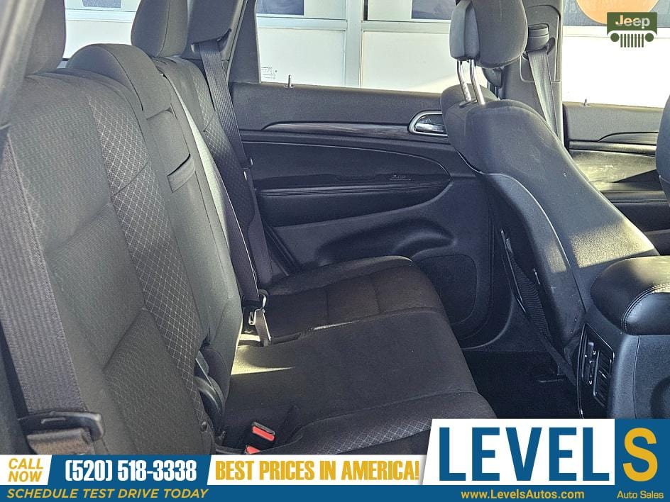2019 Jeep Grand Cherokee Laredo in Tucson, AZ — photo 11