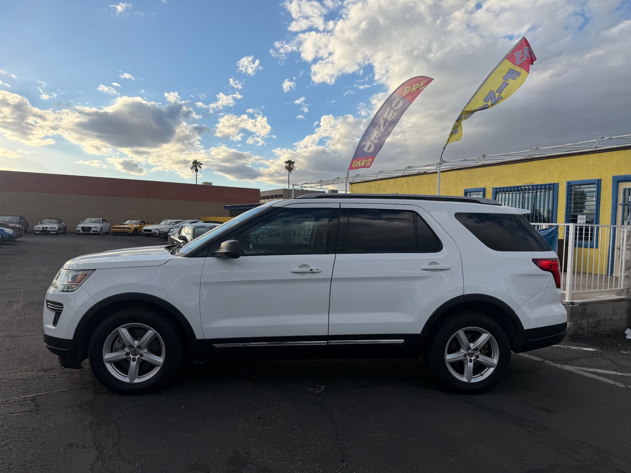 2019 Ford Explorer XLT in Tucson, AZ — photo 6