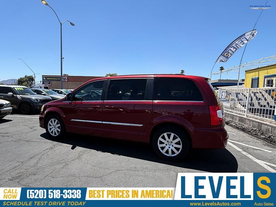 2013 Chrysler Town & Country Touring in Tucson, AZ — photo 5